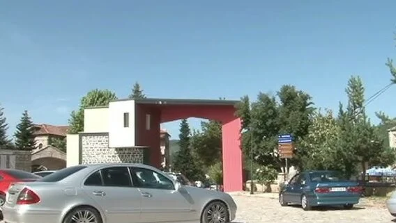 Ndërtoi pa leje në Voskopojë, arrestohet administratori dhe procedohen 2 punonjës të IMT-së