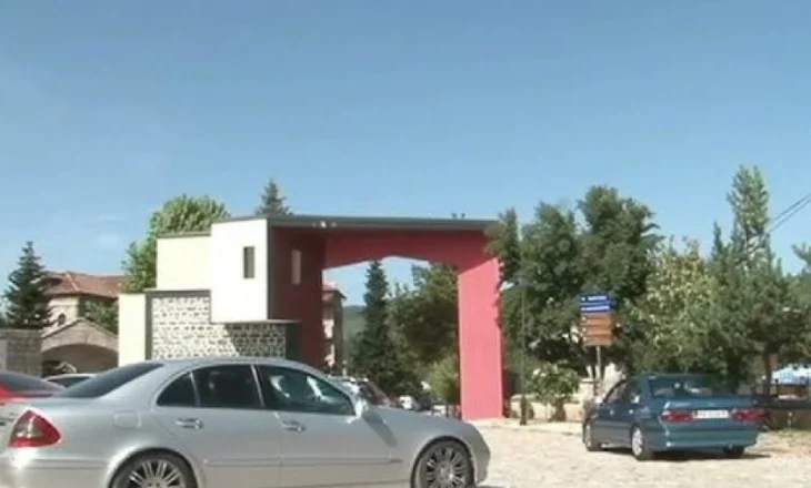 Ndërtoi pa leje në Voskopojë, arrestohet administratori. Procedohen 2 punonjës të IMT-së, pezullohen disa efektivë