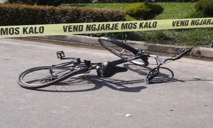 Ndodh edhe kjo në Shkodër! U rrëzua me biçikletë, policia e procedon