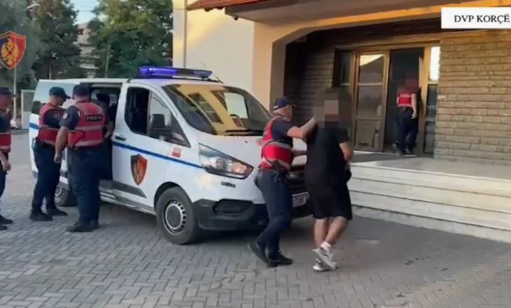 Në kërkim për shitje të lëndëve narkotike, tre të arrestuar në Korçë, secili prej tyre i dënua me mbi 7 vite burg
