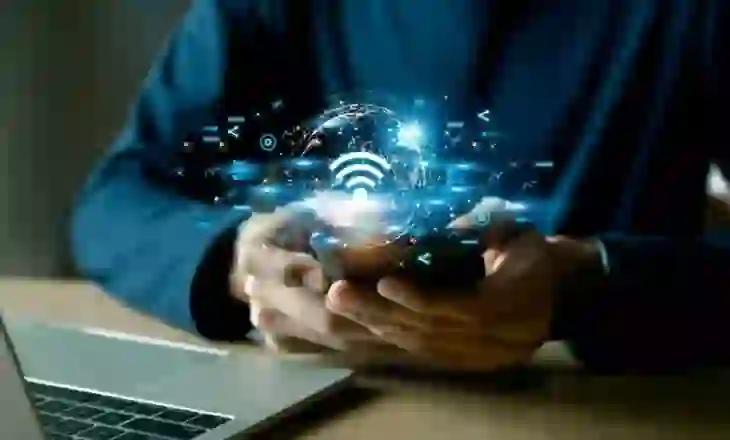 Në ‘kurthin’ e internetit/ Psikologia: Fëmijët dhe të rinjtë ndjekin modelet e ‘VIP’-ave të TikTok!