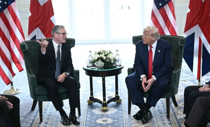 Nga sulmi për kryebashkiakun e Londrës te fjalët e mira për gruan e Starmer, çfarë ndodhi në 60 minutat e konferencës së Donald Trump