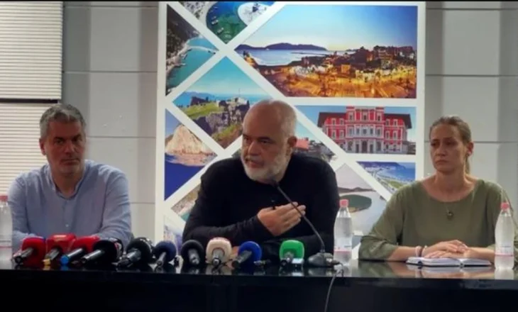 Nga uji i pijshëm tek parkimet në Vlorë, Rama: Të gjithë në terren! Iku koha kur problemet zgjidheshin në kafe