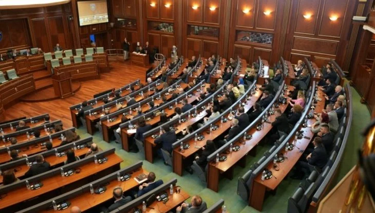Ngërçi politik në Kosovë/ DW: Votimi i fshehtë apo i hapur, kjo është çështja