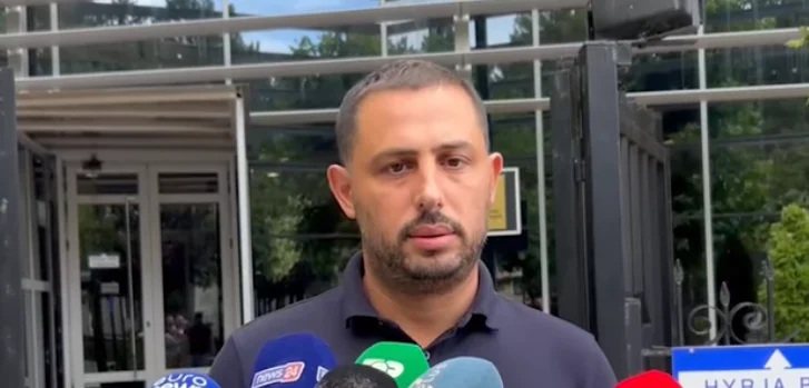 Ngjarja në Pogradec/ Avokati i Selmanit: Nuk e ka pranuar krimin dhe bashkëjetesën