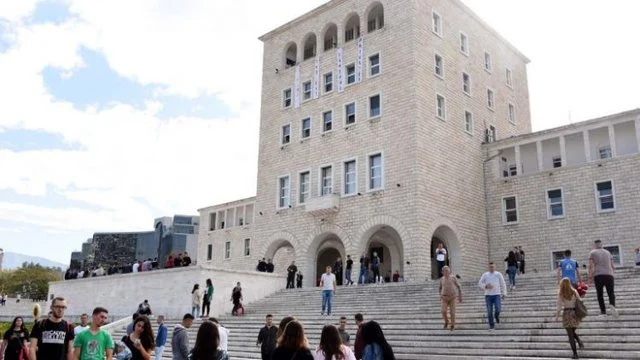 Nisin aplikimet në Universitet, afati deri më 3 gusht, ja procedura