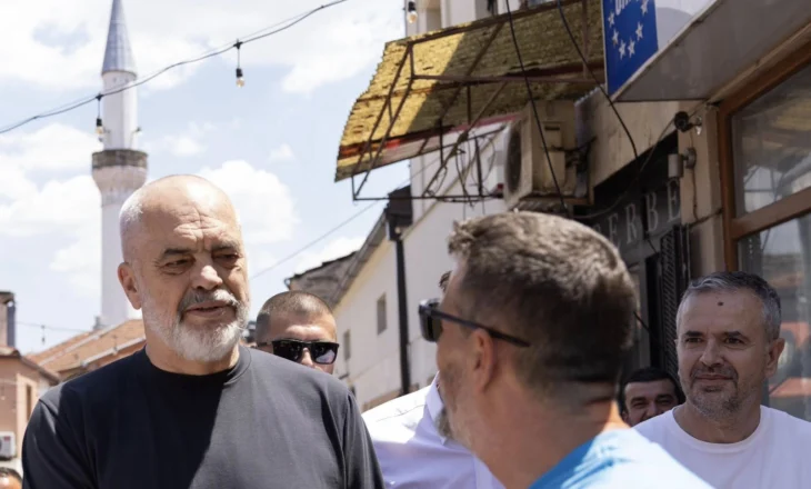 Një ecejake politiko-etnike në zemrën shqiptare të Shkupit