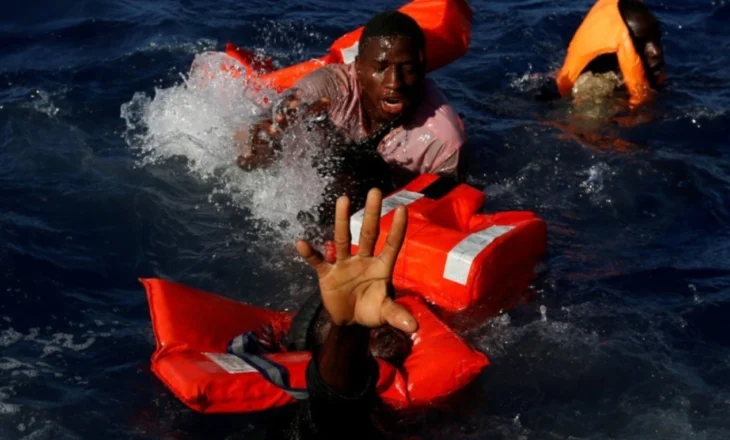 Një i vdekur, shumë të zhdukur pas fundosjes së një anijeje me emigrantë në Republikën Dominikane
