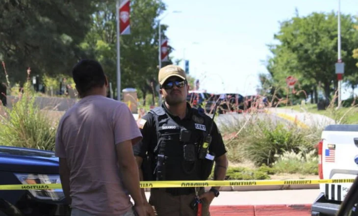 Një i vrarë dhe një i plagosur pas të shtënave me armë zjarri në Universitetin e New Mexico-s. I dyshuari ende në kërkim nga policia