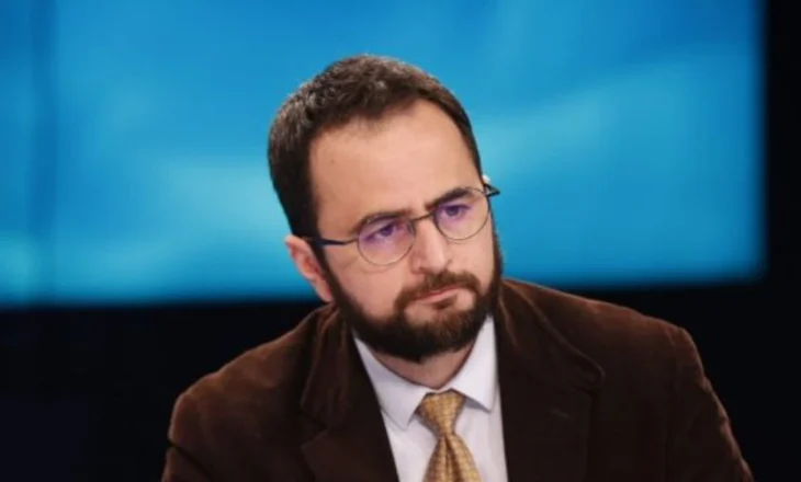Nuk e jep mandatin/ Endri Shabani zbulon bisedën me të afërmin e tij: Zeqiri është mërzitur me Lapajn, ndihet i përdorur