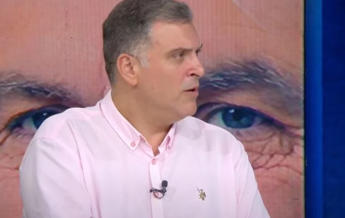 “Nuk ka lidhje me kartat”, Blushi zbulon detajet: Meta u nda nga Kryemadhi për tradhti dhe shkelje ligji