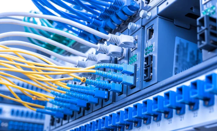 Numri i abonentëve të internetit me linja fikse pësoi rënie në tremujorin e parë