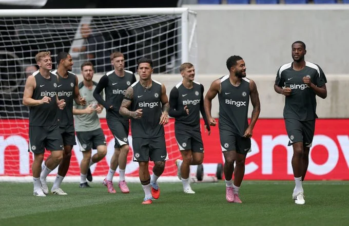 Obi Mikel: “Ky lojtar nuk është mjaftueshëm i mirë për Chelsea-n”
