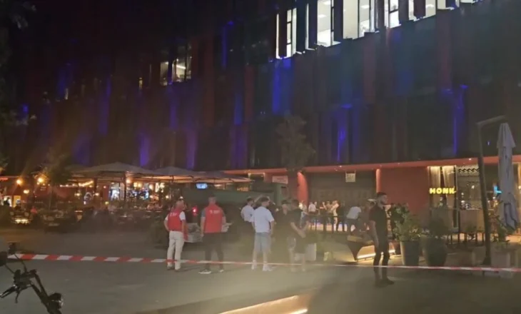 PAMJET: IKMT nuk ndalet, “shkul” kafenetë rreth stadiumit “Air Albania”