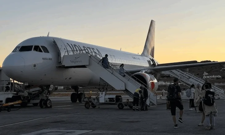 Panik në ajër, avioni i nisur nga Kroacia përfshihet nga flakët mbi Itali