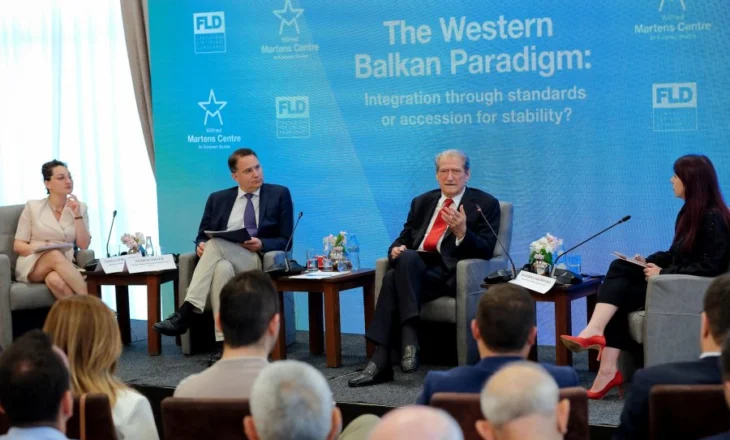 Parashikimi i frikshëm i Berishës: Kartelet e drogës do kenë përfaqësuesit e tyre edhe në delegacionet e BE-së për shkak të lidhjeve të forta me Edi Ramën