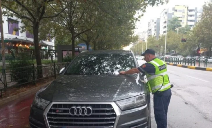 Parkimi ‘dysh’, ja kur shndërrohet në vepër penale që dënohet me burg dhe çfarë rrezikojnë drejtuesit e mjeteve