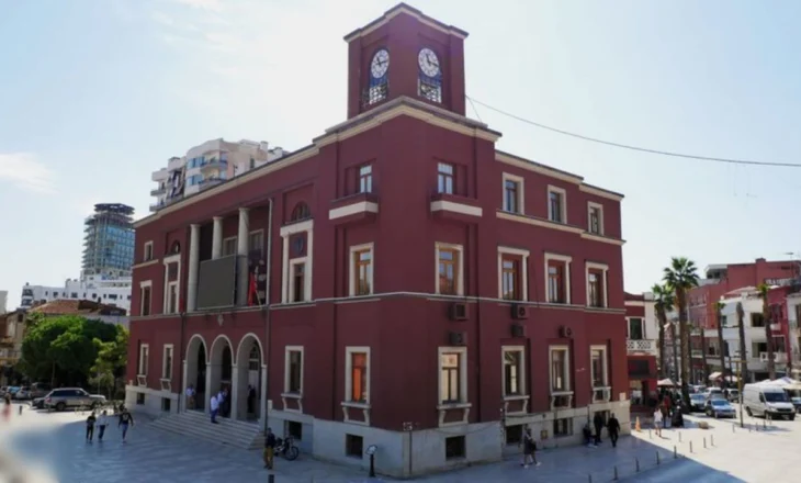 Pas kërkesës së Ramës, japin dorëheqjen edhe drejtorët e Bashkisë Durrës