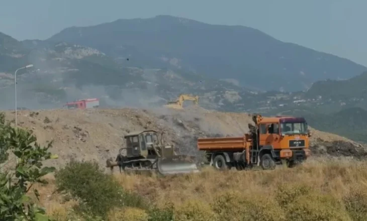 Pas pesë ditësh në përballje të vazhdueshme me flakët, shuhet zjarri te mbetjet në Elbasan