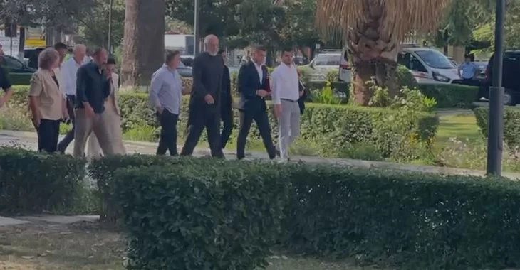 Pas Vlorës, Fierit e Durrësit, “fshesa Rama” mbërrin edhe në Bashkinë e Elbasanit