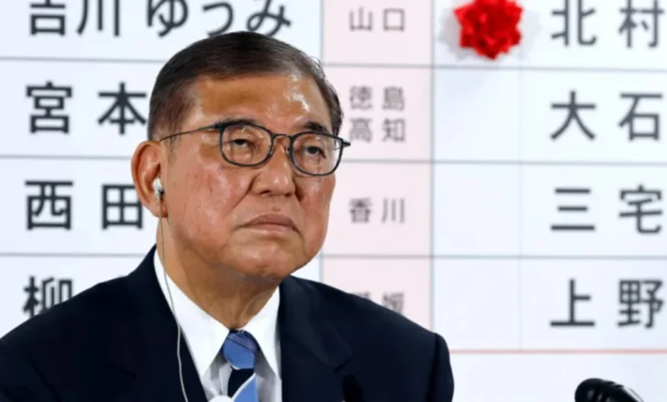 Pavarësisht humbjes së thellë, kryeministri i Japonisë nuk tërhiqet nga detyra: Do të vijoj punën time