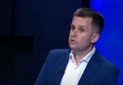 “PD e sëmurë nga mungesa e hapjes dhe meritokracisë”, Alimehmeti: Në 2022 u premtua starti i ri, nuk ndodhi