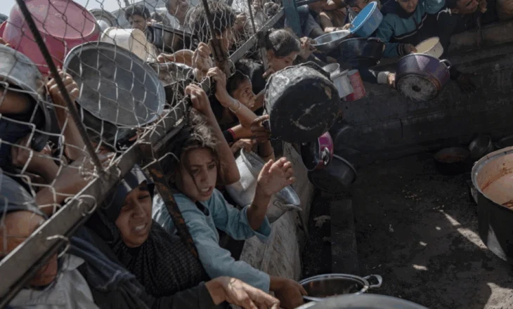Për herë të parë, dy OJQ izraelite vlerësojnë se Izraeli po kryen “gjenocid” në enklavën palestineze