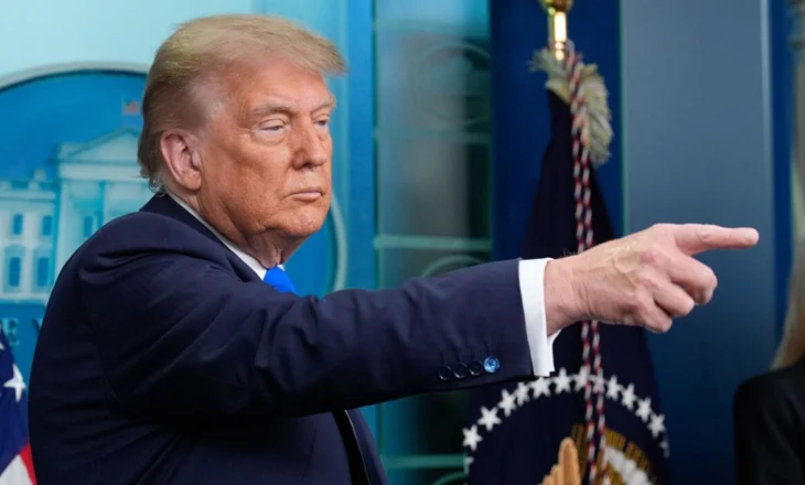 Përçarja tregtare mes BE-së dhe SHBA-së e afërt, tarifat e Trump për makinat dhe produktet bujqësore janë vija e kuqee