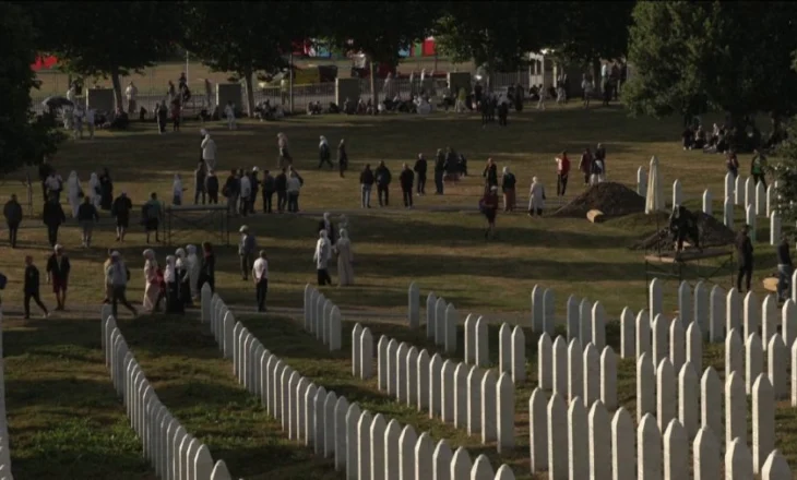 Përkujtimi i Srebrenicës, 150 mijë persona pritet të marrin pjesë! Kujtohen masakrat e 30 viteve më parë