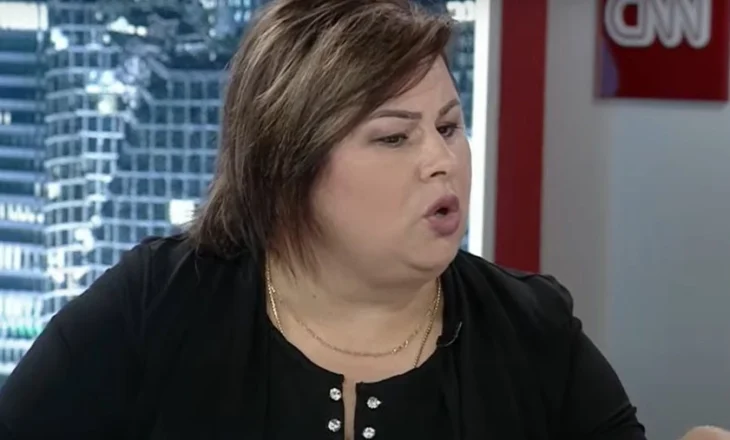 Përplasjet Lapaj-Shabani, Elena Kocaqi: Politika shqiptare vuan nga mungesa e burrërisë