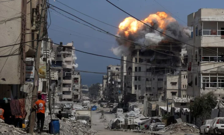 Përshkallëzohet situata në Gaza! Tanket izraelite futen për herë të parë në Deir Al-Balah, raportohet për tetë viktima