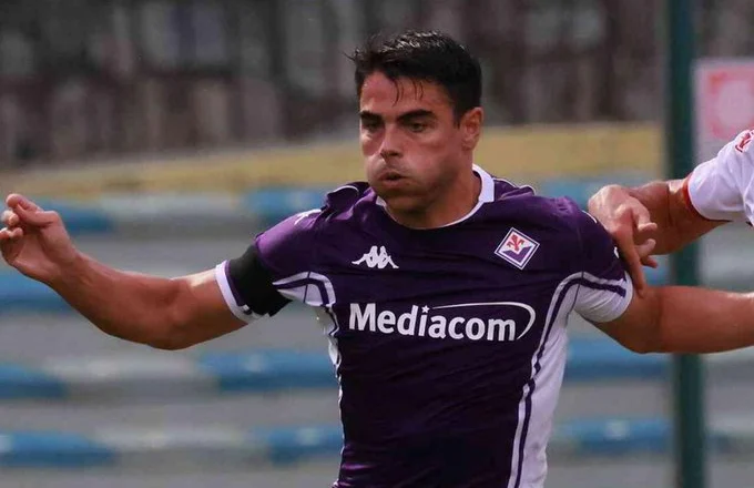 Pioli lë jashtë Sotil, Fiorentina niset drejt Anglisë