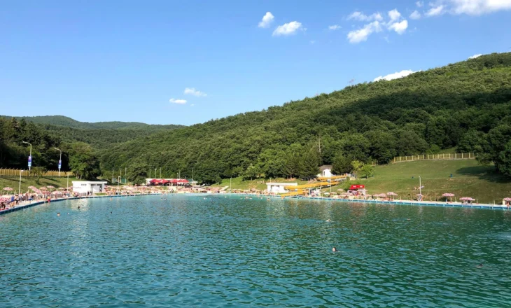 Pishina e Gërmisë rihapet pas analizave të fundit të ujit