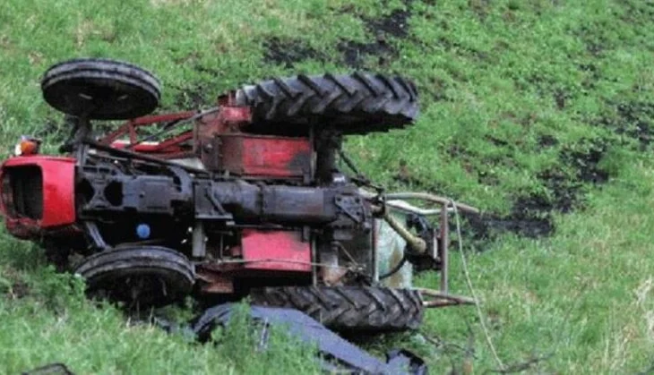Po drejtonte një automjet bujqësor/ 67-vjeçari del nga rruga, humb jetën në spital
