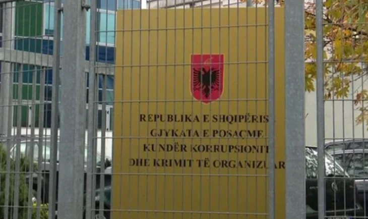 “Po flet gjithçka në SPAK”, Alibej rrëfen si përgjoi në burg Redjan Rrajën dhe Viktor Ymerin: Më shanin mua dhe Dumanin
