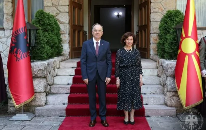 Presidenti Begaj në Ohër: Faktori shqiptar në RMV, urë lidhëse dhe garanci për progresin e marrëdhënieve
