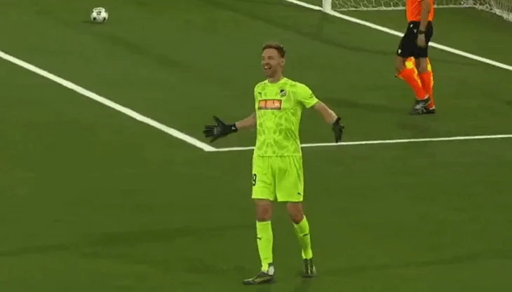 Pret një penallti dhe shënon atë vendimtare, super Berisha eliminon Anderlecht-in nga Europa (Video)
