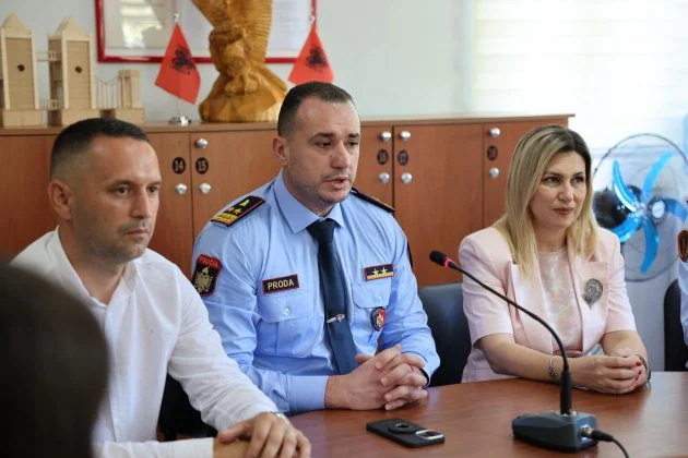 Proda takim me maturantë në Shkodër: Zgjidhni Akademinë e Sigurisë, hapi drejt të ardhmes