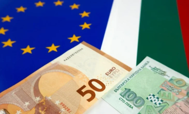 Pronarët e bizneseve të vogla në Bullgari përgatiten për kalimin nga leva në euro në vitin 2026