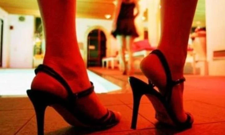 Prostitucion me të huaja (latine, kineze, ukrainase e ruse)! Skema si eskortat e VIP-ave vijnë dhe ikin nga vendi