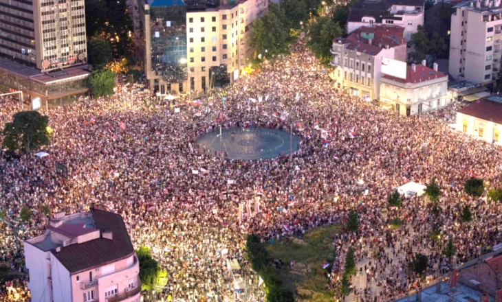 Protestat në Serbi, Vuçiç i frikësohet studentëve, ja fenomeni interesant që u tërhoqi vëmendjen gjermanëve