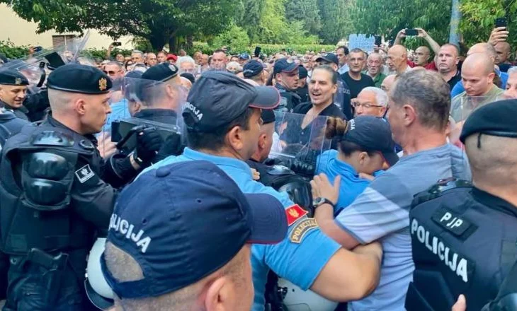 Protestë e dhunshme në Mal të Zi, shkak dhënia e një çmimi prestigjioz shkrimtarit Beqir Vukoviç, i njohur si mohues i kombit malazez