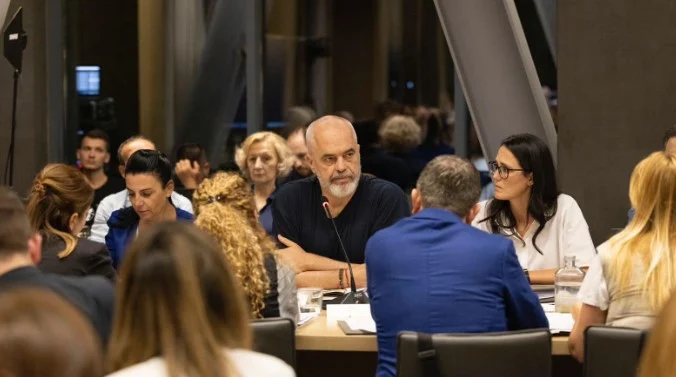 Qeverisja në analizë! Detaje nga takimi i Ramës me ministrat, kërkohet raportim për realizimin e objektivave