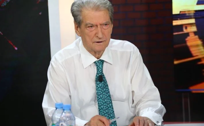 “Rama firmosi 200 mln € falje gjobash për vota”, Berisha denoncon parregullsitë në zgjedhje: Fletë pa firma, votime..