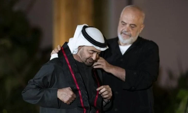Rama nderon me titullin “Ylli i Mirënjohjes Publike” Presidentin e Emirateve të Bashkuara Arabe: Një i afërm i dashur i popullit shqiptar