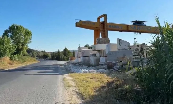 Rama: Nis çlirimi i buzërrugëve kombëtare nga rraqet e llojllojshme të bizneseve