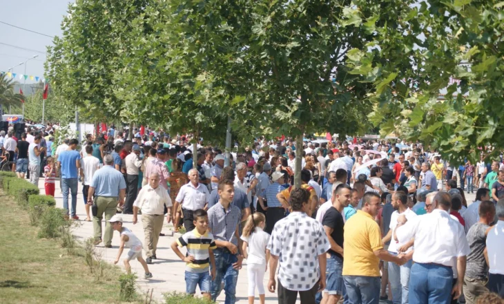 Roskoveci feston në 3 netë – Kultura, muzika dhe bashkimi qytetar në qendër të “Festës së Qytetit”