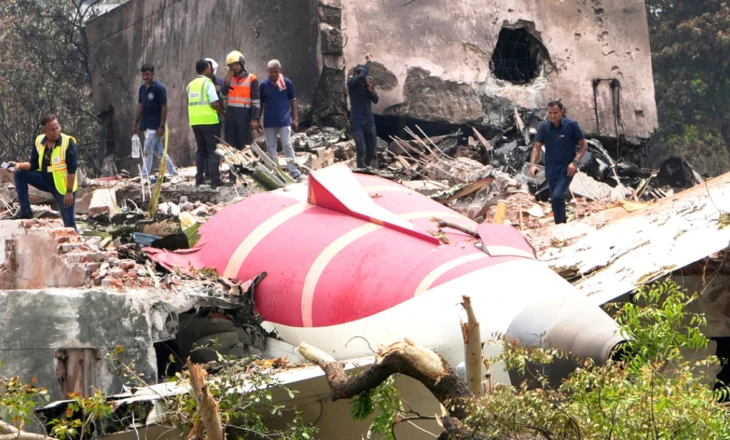 Rrëzimi i Air India, drejtori ekzekutiv i kompanisë: Jemi larg përcaktimit të shkaqeve të aksidentit, nuk duhet të nxjerrim përfundime të nxituara
