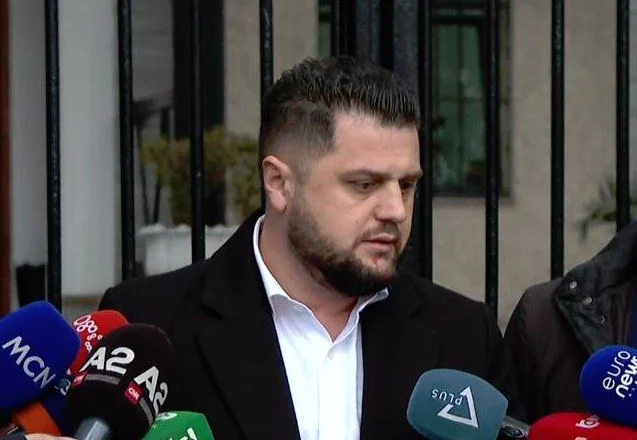 “Sali Berishës duhet t’ia rrëmbesh PD, ndryshe kjo parti s’ka asnjë shpresë”