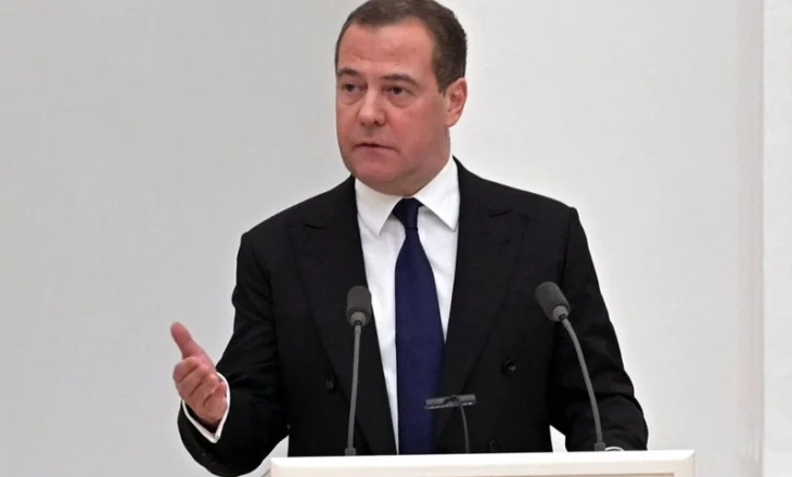 Sanksionet e BE ndaj Rusisë, Medvedev: Ekonomia jonë do rezistojë, do intensifikojmë sulmet ndaj Ukrainës